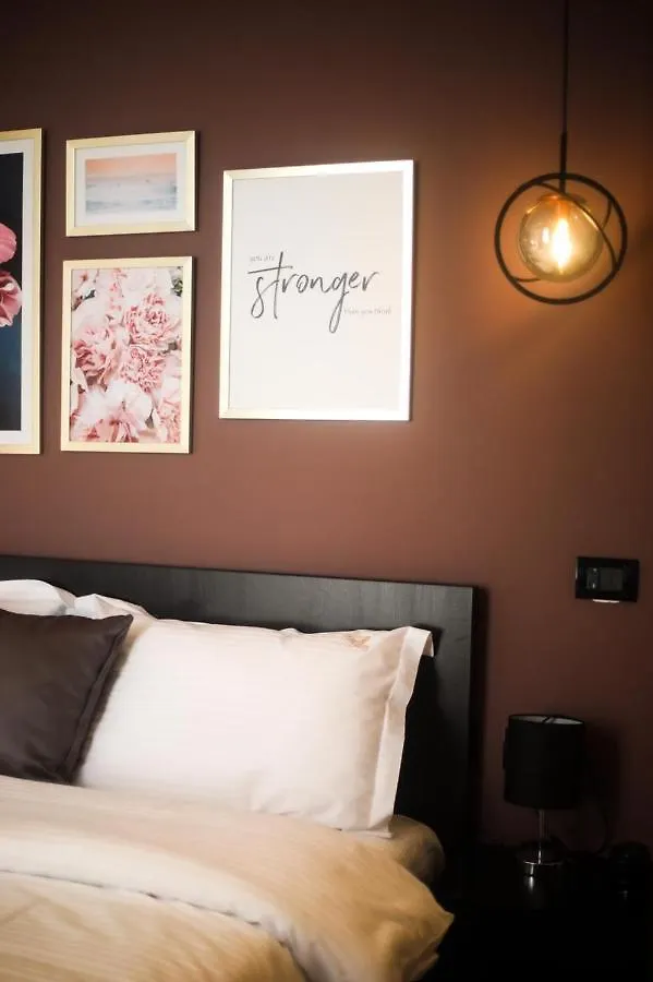 ****  Triss Hotel Tiran Arnavutluk