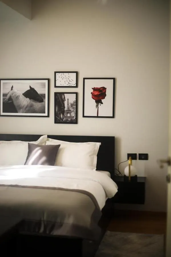 Triss Hotel Tiran