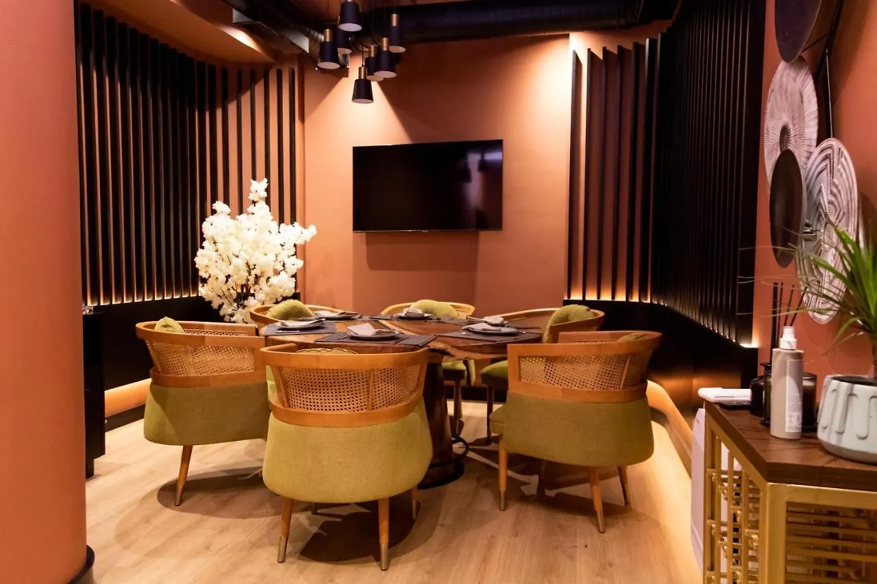 Triss Hotel Tiran Arnavutluk