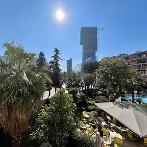 In Skanderbeg Square - Center 1 Apartamento Tirana